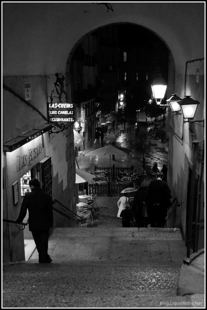 Plaza at Night Plaza at Night
